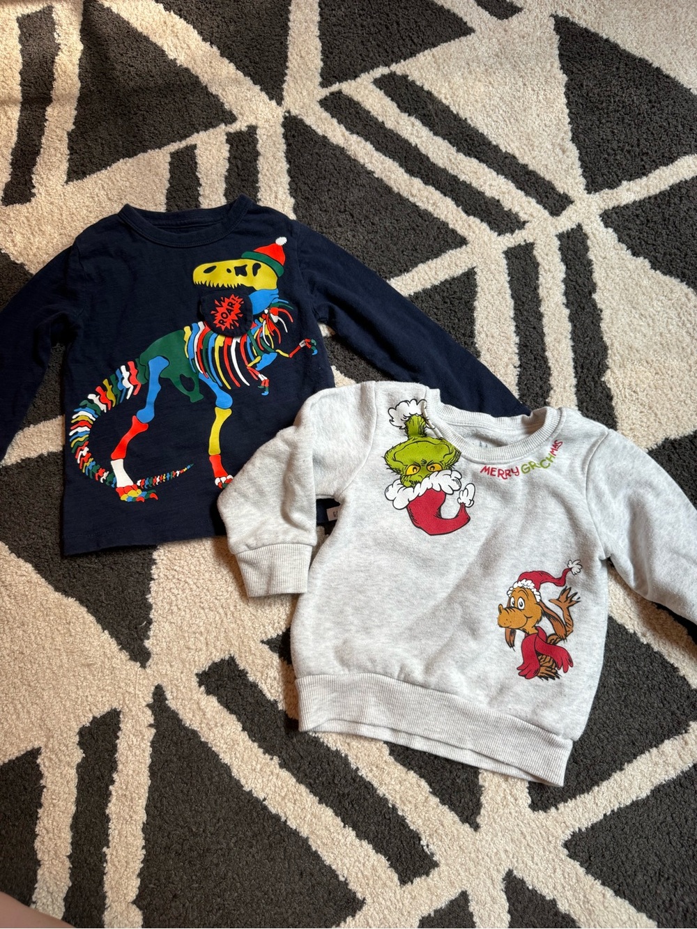 GAP Navy Long-Sleeve Dinosaur Skeleton Graphic Tee